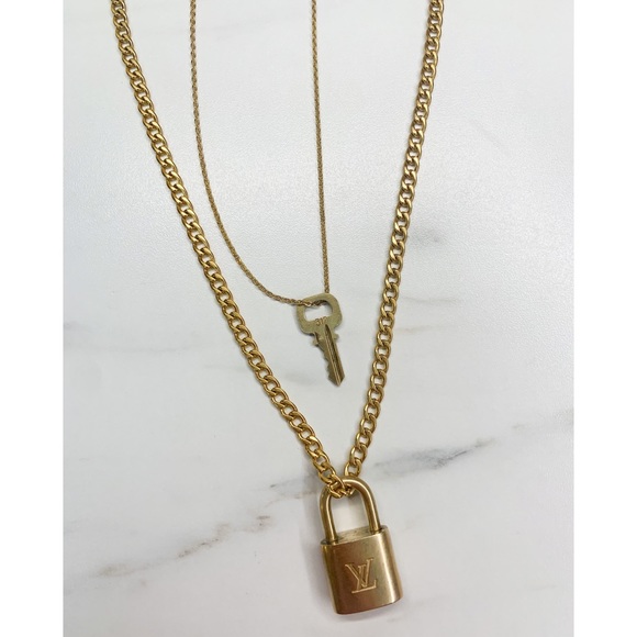 Louis Vuitton Jewelry - REPURPOSED 💓 Louis Vuitton Padlock Necklace set